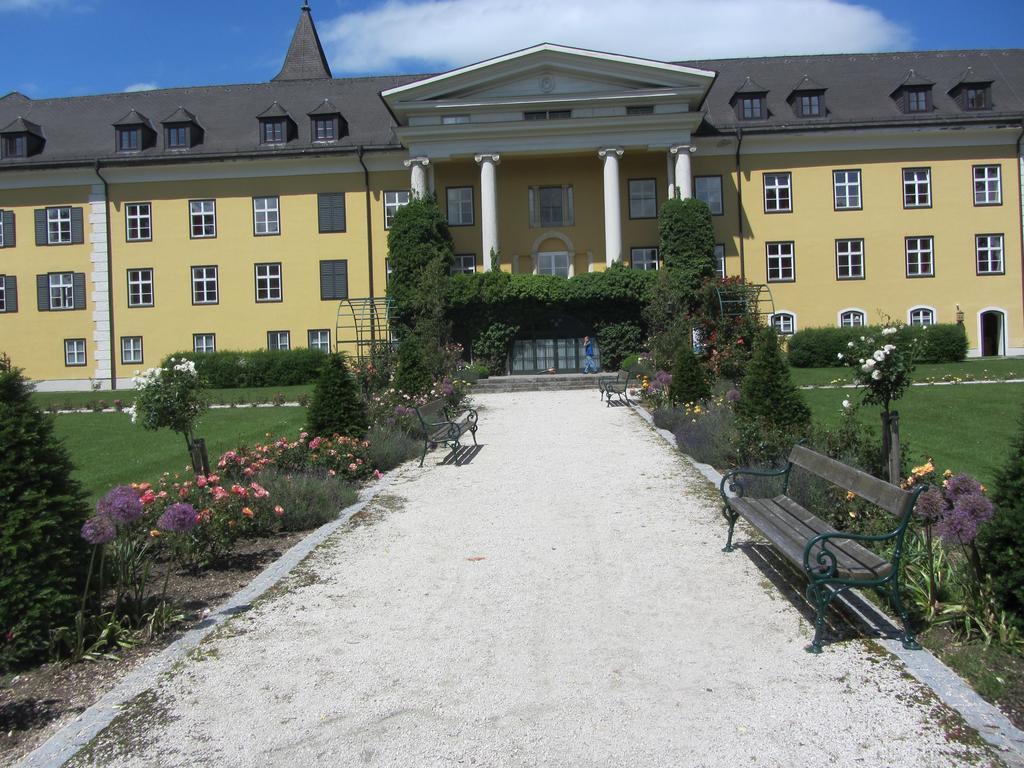 Apartment Parkvilla Traunsee Altmuenster Ruang foto